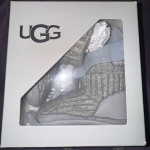 UGG Skylar Grey Slippers